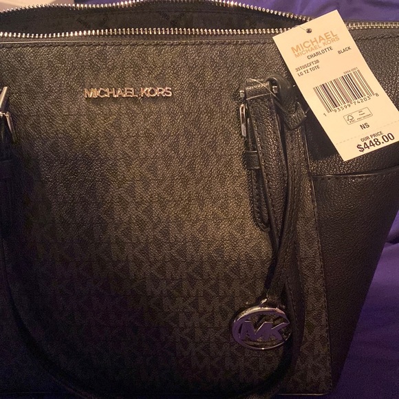 Michael Kors Purses - Picture 9 of 11